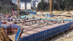 <b>我们一直高尺度定位、高质量</b>